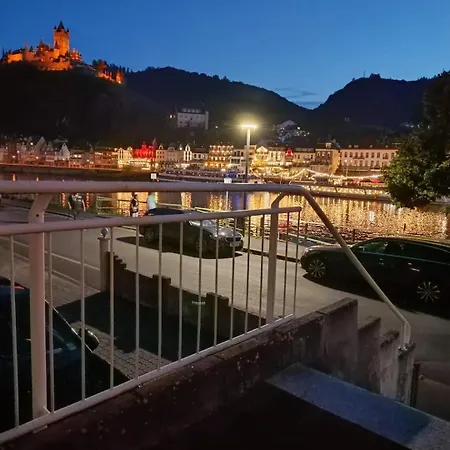Aan De Moezel Tatil Evi Cochem